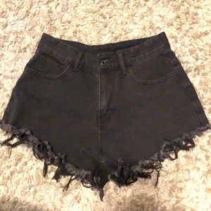 These are too small for me😐